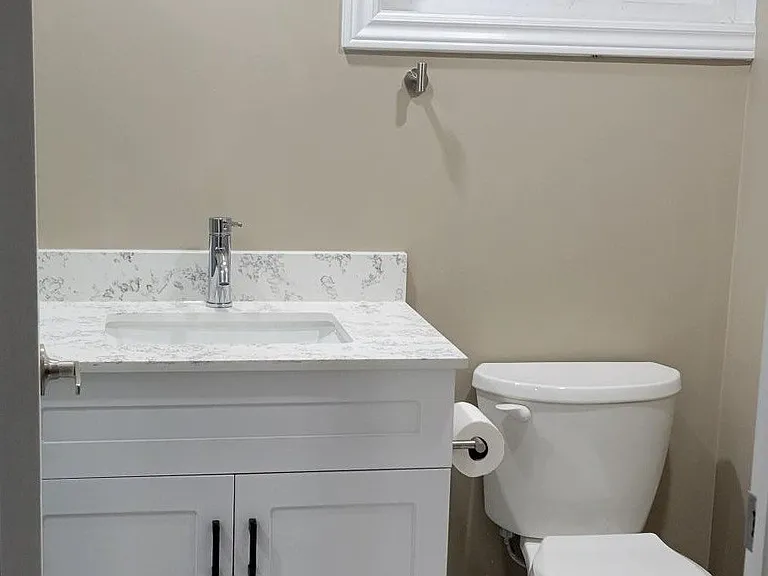 498 Wilson Rd S #BASEMENT — Photo 18