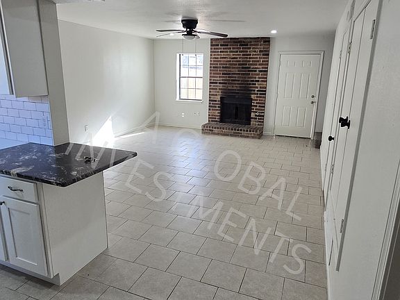 3rd image of 2360 Heatherfield Ln
