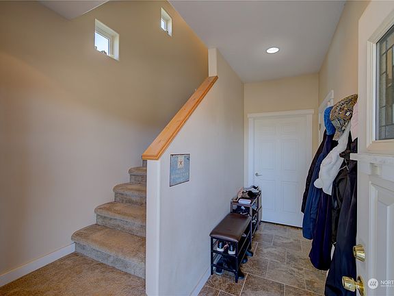 4th image of 32104 J Place