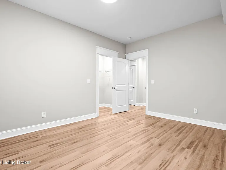 6204 Moonseed St — Photo 48