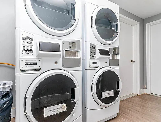 Rented by Artur Gutman, LREB | media 21