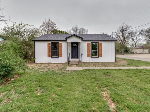 208 North Ave, Whitesboro, TX 76273