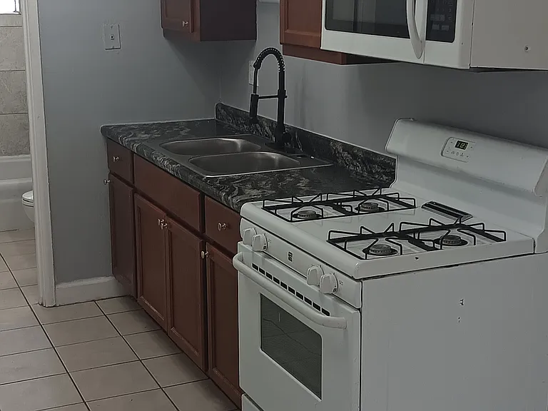 10210 Ridgeland Ave #C6 — Photo 10