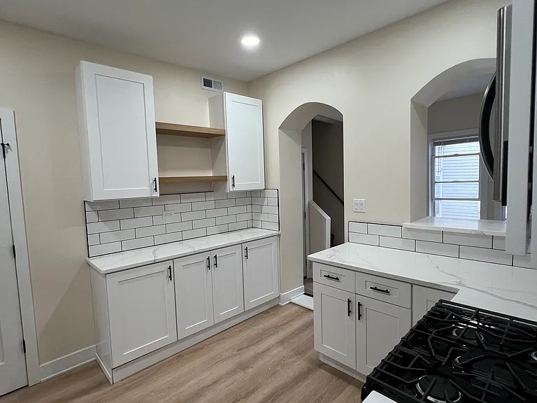 3627 S Paulina St #2 — Photo 5