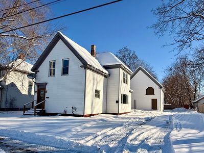 75 Madison Avenue, Madison, ME, 04950