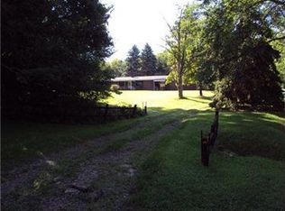 7170 Guyer Rd, New Kensington, PA 15068