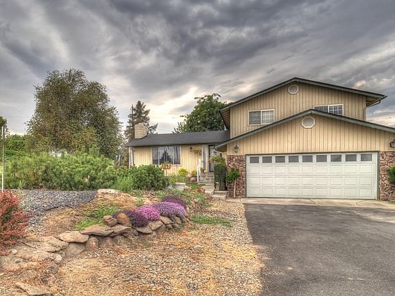 2nd image of 190 Herlou Dr