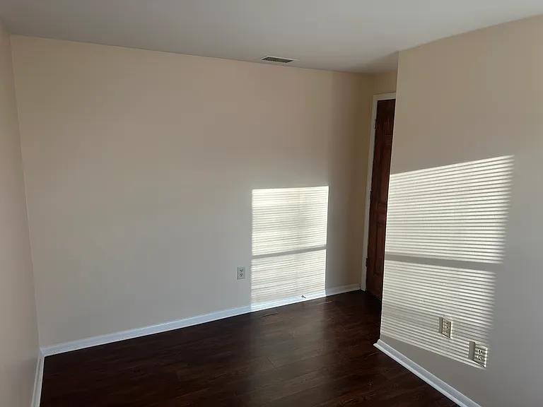 620 Woodlark Dr — Photo 6