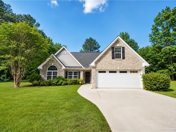 155 Oak Hill Cir, Covington, GA 30016