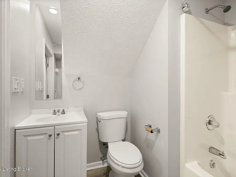 3509 Tabor Ct #7 — Photo 13