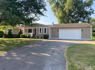 1813 Henbert Rd, West Bloomfield, MI 48324