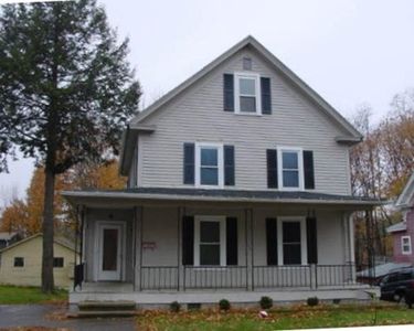 4 Barnes St, Ware, MA, 01082