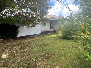 80 Allen Rd, Oak Hill, WV 25901