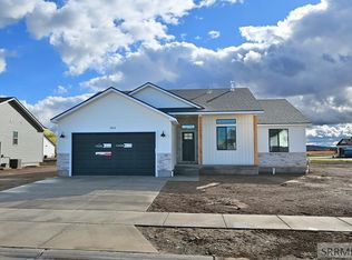 3064 Peacock Ln, Idaho Falls, ID 83406