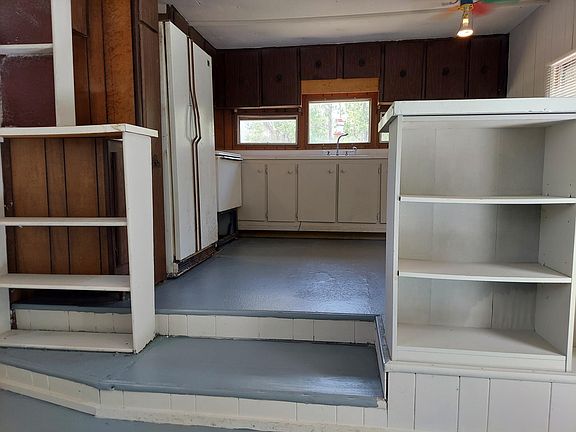 5th image of 115 Lagonda Ave