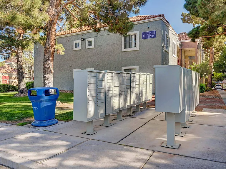 Solstice Apartment Homes — Photo 43