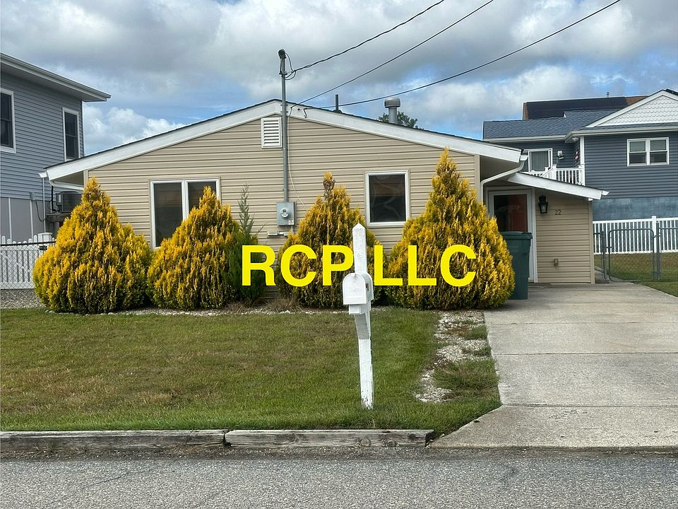 1st image of 22 Lake Superior Dr