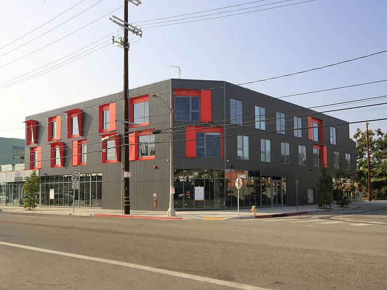 Zoe Lofts — Photo 21
