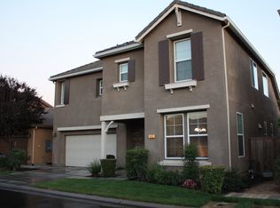 824 Joliet Ln, Clovis, CA 93619