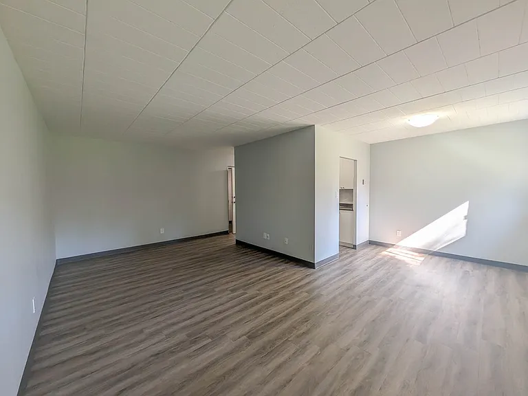 2B Arlington Ave #107 — Photo 4