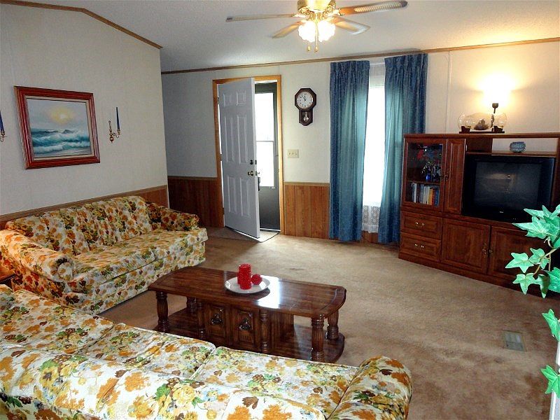 1st image of 33805 Palomino Dr