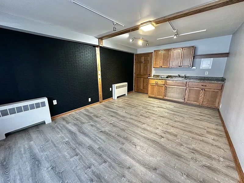 Studio, 1.0 bath, $549 — Photo 2