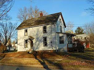 426 Center St
