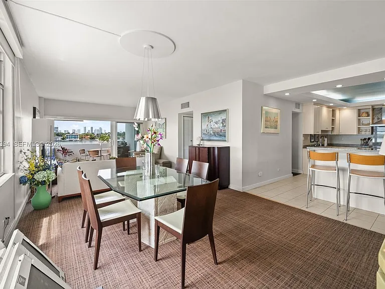 3 Island Ave #4I — Photo 23