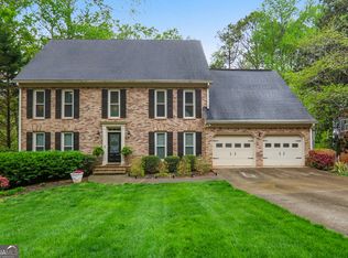 190 River Landing Dr, Roswell, GA 30075