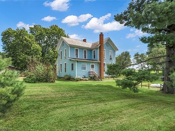 2nd image of 6012 Apollo Rd NE