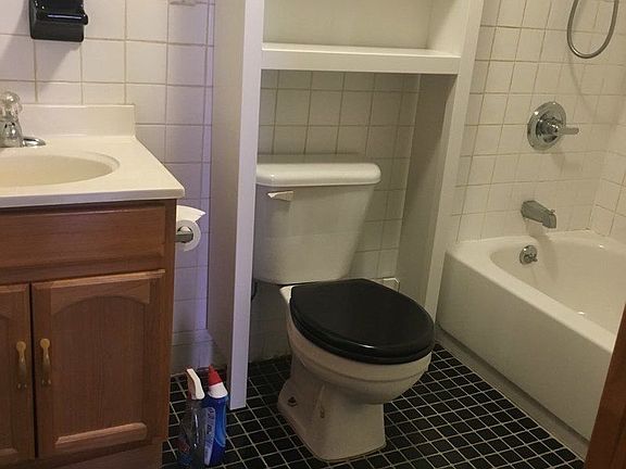 3rd image of 2177 3rd Ave APT 3B