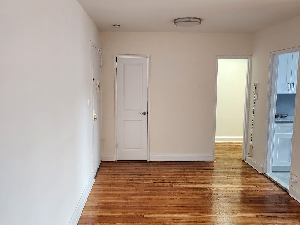 1st image of 4110 Bowne St APT 6C