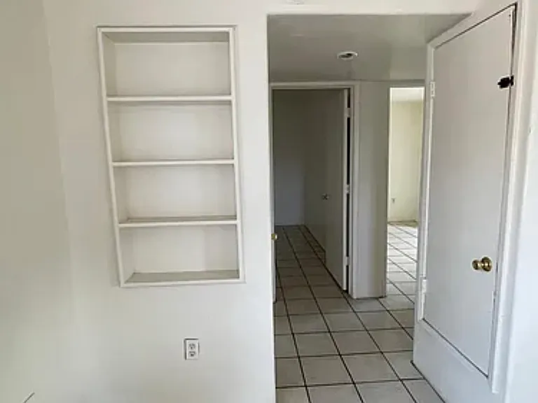 940 N Palo Verde Blvd #11 — Photo 3
