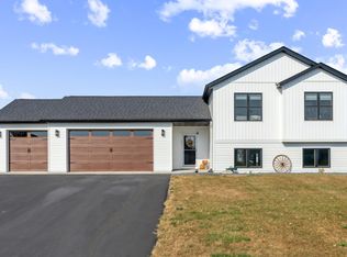 360 Bluebill St, Baldwin, WI 54002