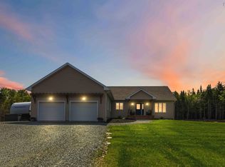 77 Whisper Rdg, Porters Lake, NS B3E1J6
