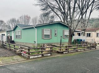 633 E Archwood Dr UNIT 46, Eagle Point, OR 97524