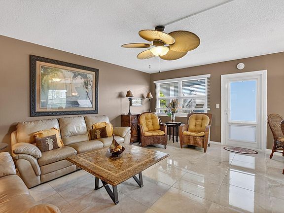 2nd image of 3020 Islewood D #3020