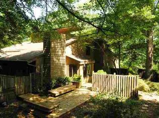 3009 N Bayshore Dr, Seneca, SC 29672