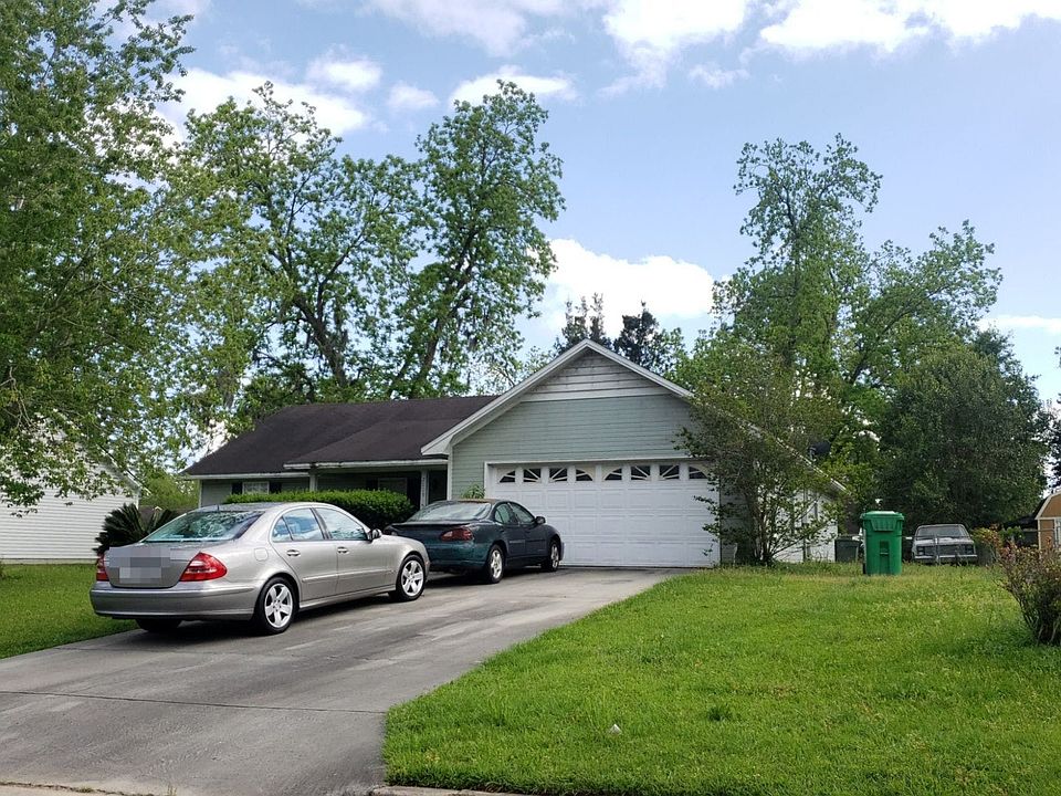 2nd image of 2009 Houston Ave