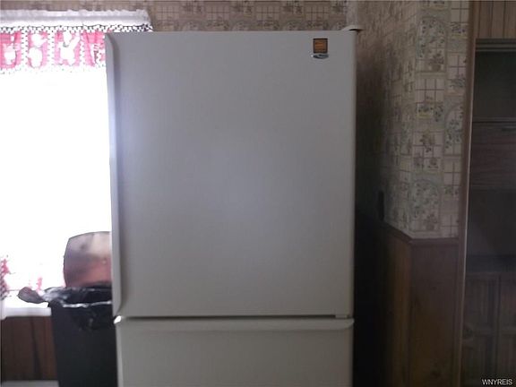 2nd image of 1096 Creekside Dr