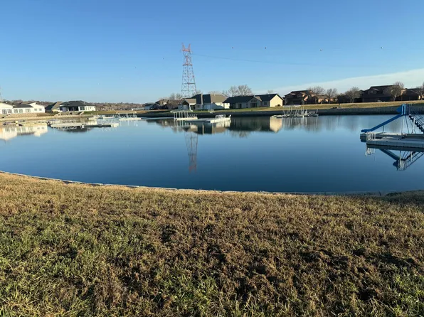 105 Cove Ct, Fort Pierre, SD 57532