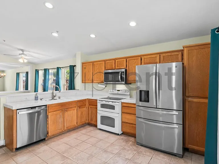 6444 Half Dome Ct — Photo 13