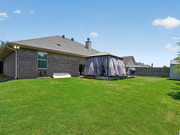 5th image of 7053 Summerdale Dr