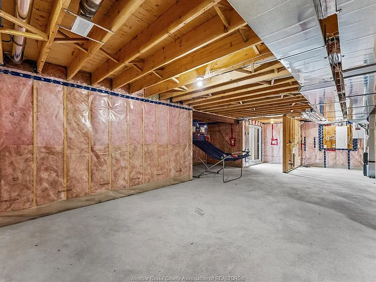 93 Belleview Dr — Photo 38