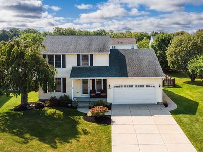 2204 Woodsfield Dr, Lake View, NY, 14085