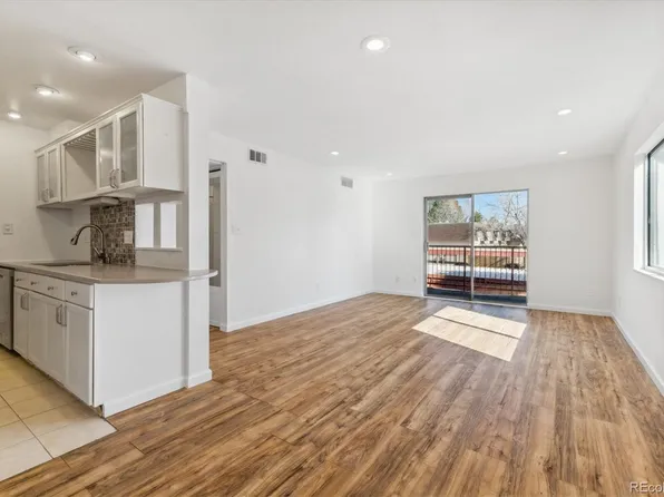 7755 E Quincy Avenue #204D3, Denver, CO 80237
