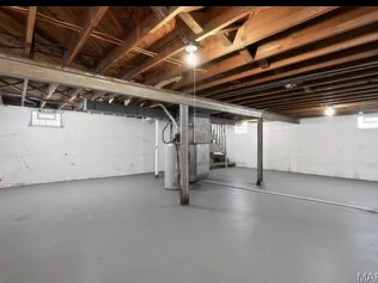 405 Estelle Ave — Photo 21