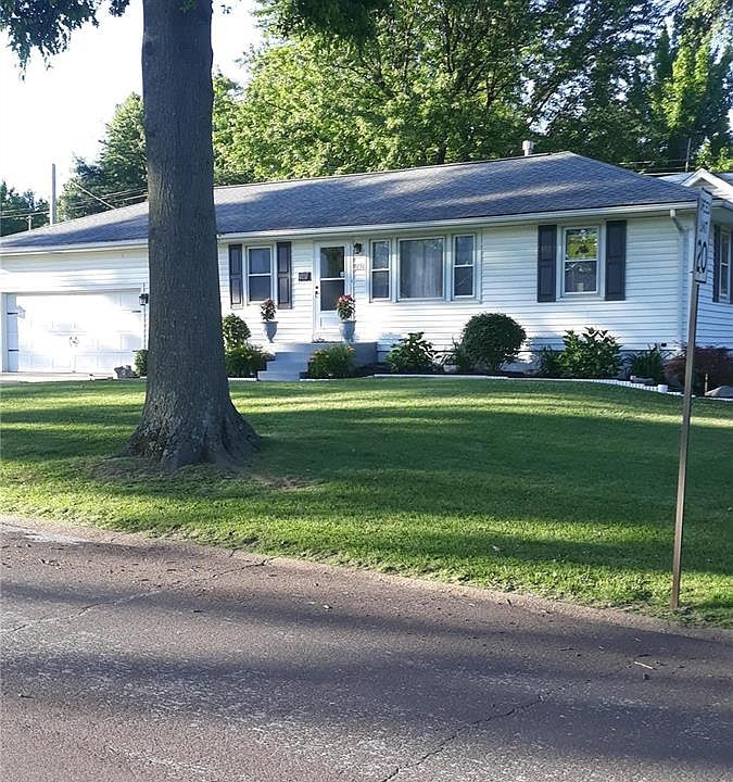 1st image of 9250 Macon Ave