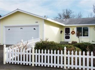 1517 Holly Ave, Rohnert Park, CA 94928