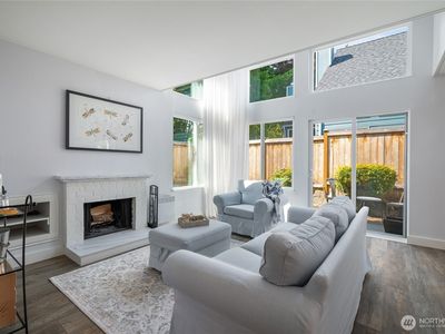 8424 26th Avenue SW #B, Seattle, WA, 98106